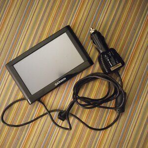 Garmin Nüvi 52M Automotive Mountable Portable GPS